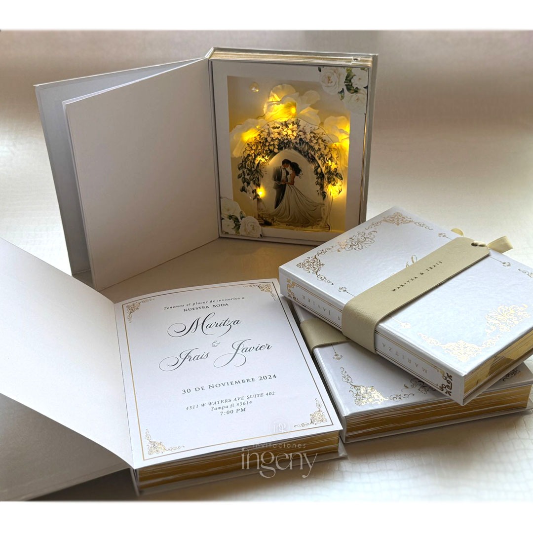 Modelo Libro de Bodas con Luz